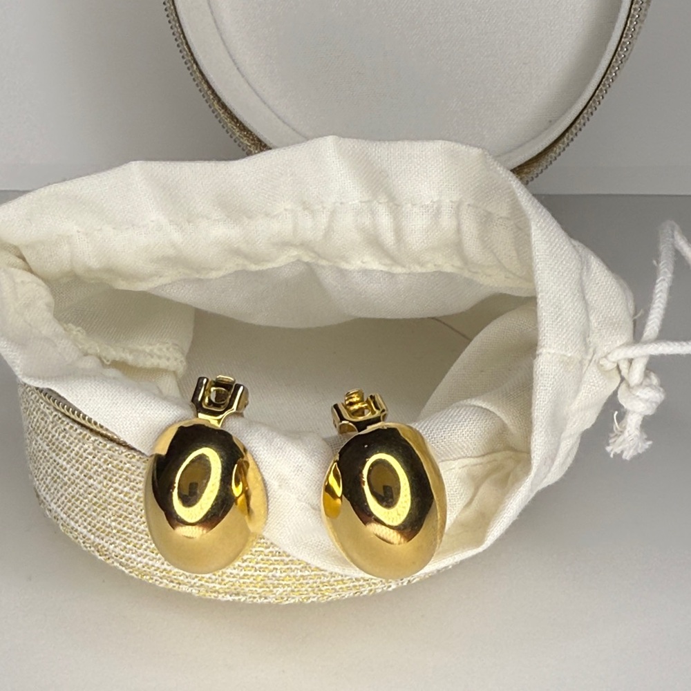 Vintage DIOR Gold Oval Clip-On Earrings